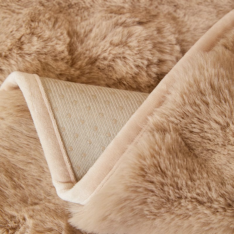 Housse canapé Beige Camel - Housse de Canapé Antidérapante Luxe en Fausse Fourrure Molletonnée La Maison des Housses