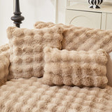 Housse coussin Beige Camel - 1 pièce - Housses de coussin Luxe en Fausse Fourrure Molletonnée La Maison des Housses